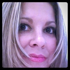 Meet your Posher, Shelli